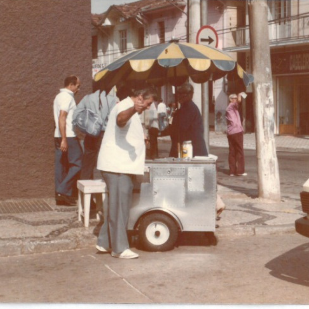 Tradição do Hot Dog do Seu Ângelo